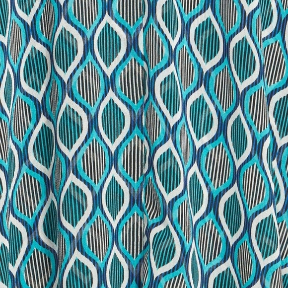 Lined Ellipse' Print Sleeveless Asymmetrical Shift - Picture 7 of 9